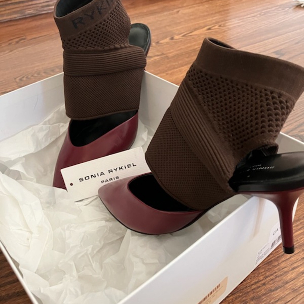 Sonia Rykiel heel pumps NWT